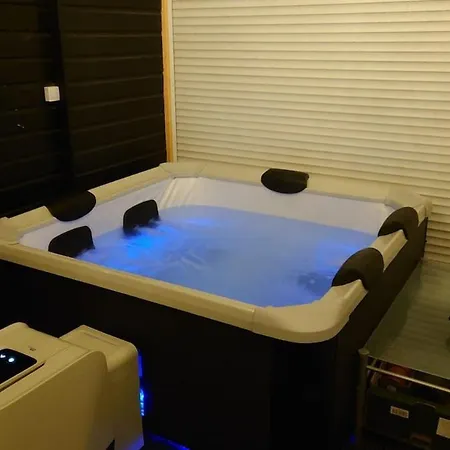 Maison Street Art, Jacuzzi Sur Terrasse Et Billard * Reims