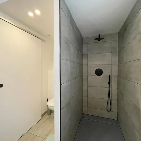 Maison Street Art, Jacuzzi Sur Terrasse Et Billard Appartement