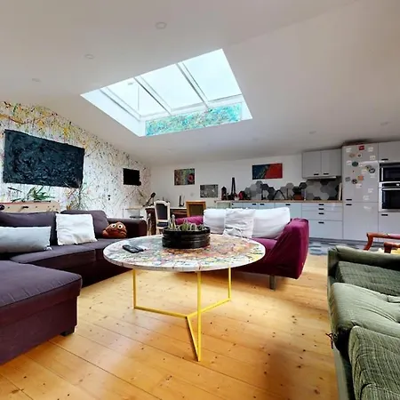 Apartment Maison Street Art, Jacuzzi Sur Terrasse Et Billard *