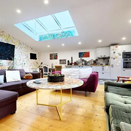 Apartment Maison Street Art, Jacuzzi Sur Terrasse Et Billard