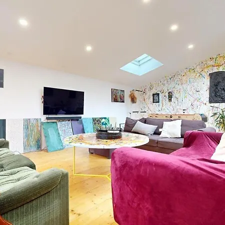 Apartment Maison Street Art, Jacuzzi Sur Terrasse Et Billard Reims